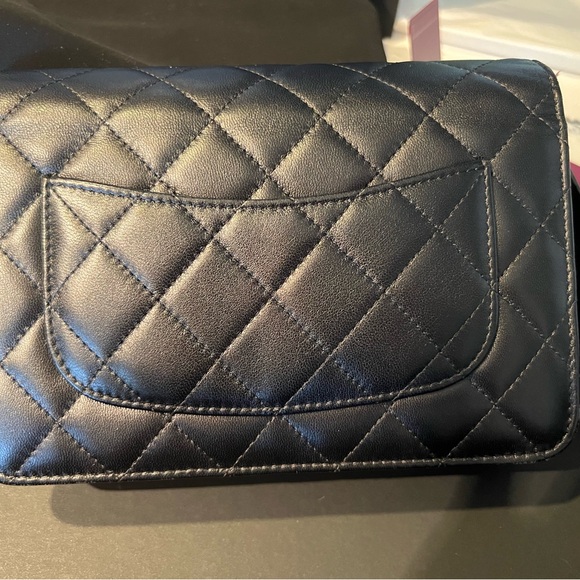 Chanel WOC in Black Lambskin - Like New - Picture 6 of 16